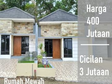 Luxury House in Semarang City Playground Facilities