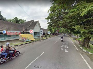 Tanah Mlati Mangku Jalan Aspal