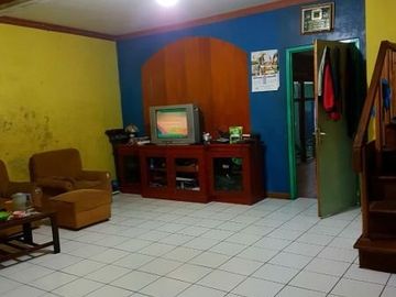 Tanah Bonus Rumah lokasi strategis cocok untuk kost kostan Dago pojok | RITAM