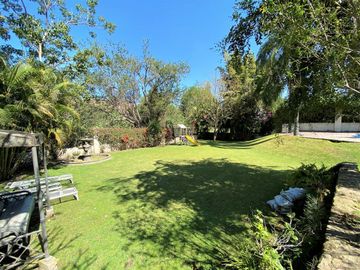 AMPLIA RESIDENCIA EN LAS CAÑADAS, CASA EN VENTA, JALISCO
