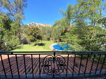 AMPLIA RESIDENCIA EN LAS CAÑADAS, CASA EN VENTA, JALISCO