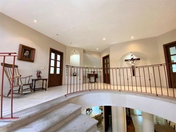 AMPLIA RESIDENCIA EN LAS CAÑADAS, CASA EN VENTA, JALISCO