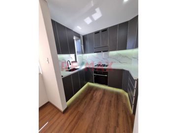 Exclusivo Departamento En Alquiler En 3Er Piso Con Vista A La Calle