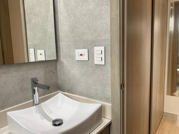 apartamento en arriendo/venta en punta roca. Cod V92640