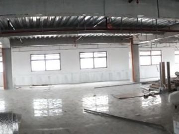 278 sqm Bare shell Office space for Lease in Taguig City..