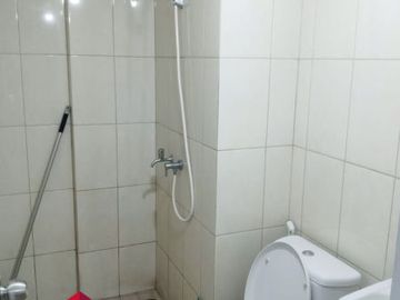 Disewakan Apartemen Springlake 2BR Tower Davallia 19 Full Furnish View Pool