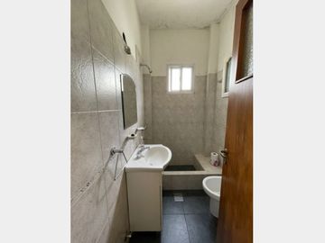 PH en Venta Haedo / Moron (A004 4266)