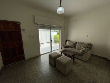 PH en Venta Haedo / Moron (A004 4266)