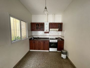 PH en Venta Haedo / Moron (A004 4266)