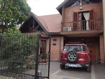 Casa - Castelar Norte