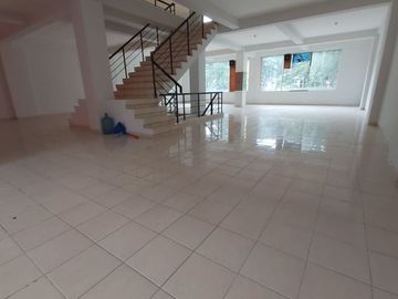 RUKO MEWAH DI ALAM SUTERA JALAN RAYA SUDAH RAMAI PROMO HARGA NEGO
