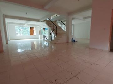 RUKO MEWAH DI ALAM SUTERA JALAN RAYA SUDAH RAMAI PROMO HARGA NEGO