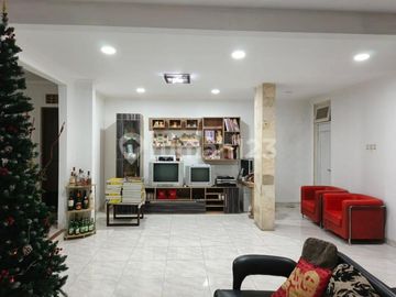 Rumah Cluster Favorit 2.5 Lantai Siap Huni Taman Palem Lestari