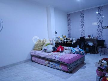 Rumah Cluster Favorit 2.5 Lantai Siap Huni Taman Palem Lestari