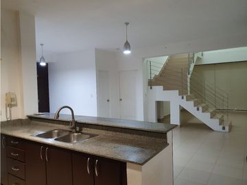 PENT-HOUSE TIPO LOFT MET SAN FRANCISCO
