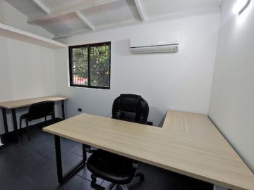 oficina en arriendo en quinta oriental. Cod A27975
