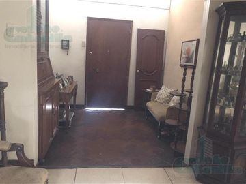 INVERSIONISTAS VENDO  VILLA SOBRE TERRENO COMERCIAL EN URDESA CENTRAL