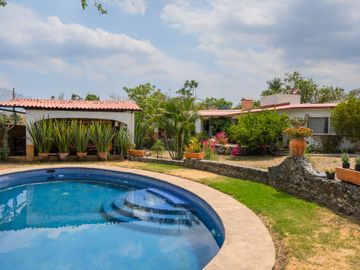 Vendo casa con escritura pública en Tepoztlán Morelos