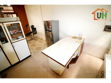 00309  VENTA CASA PUCALLPA SEMINOBLE + ALMACÉN  AC 612m2