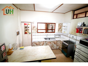 00309  VENTA CASA PUCALLPA SEMINOBLE + ALMACÉN  AC 612m2