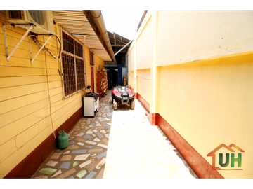 00309  VENTA CASA PUCALLPA SEMINOBLE + ALMACÉN  AC 612m2