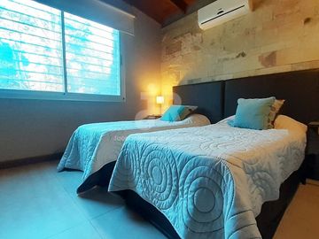 Codigo 639 - Carilo - Casa En Alquiler - Zona Ii