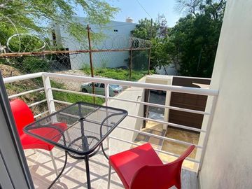 Casa de 4 recamaras, jacuzzi, lock off, venta en La Crucecita Huatulco