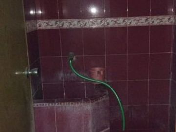 Dijual Cepat Rumah Di Wisma Lidah Kulon, Lakarsantri DN