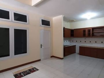 Rumah sejuk , luas dan nyaman di cileunyi dekat cibiru