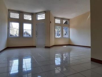 Rumah sejuk , luas dan nyaman di cileunyi dekat cibiru