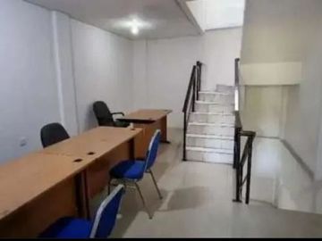 Dijual Ruko Strategis Bangunan 3 Lantai Lokasi di Gubeng Stasiun Surabaya