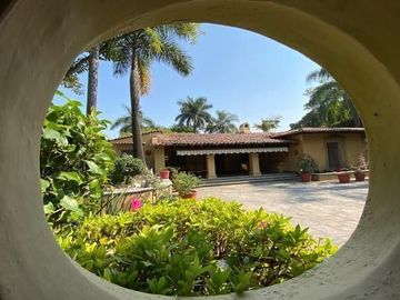 Casa Sola en Las Palmas, Cuernavaca, Morelos CAEN-Er-866-Cs