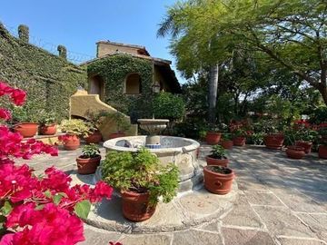Casa Sola en Las Palmas, Cuernavaca, Morelos CAEN-Er-866-Cs