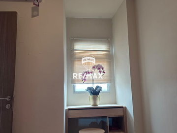 Disewakan 2BR Oak Tower B Pulo Gadung – Lantai 21, View Pool, Fasilitas Bintang 5