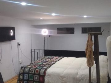 VENTA DOS AMBIENTES AMPLIO CON ENTRE PISO UN AMBIENTE MAS. ZONA WILDE (valor publicado a modo figurativo NO INFORMATIVO CONSULTE)