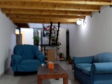 VENTA DOS AMBIENTES AMPLIO CON ENTRE PISO UN AMBIENTE MAS. ZONA WILDE (valor publicado a modo figurativo NO INFORMATIVO CONSULTE)