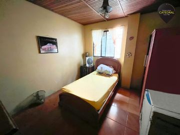 Casa de venta en Costanera y Segunda- Quisquis – código:20703