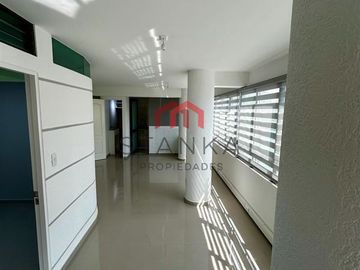 Oficina en Venta en Esmeralda