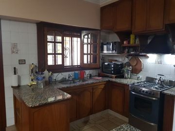 Casa en venta en Lanus Oeste