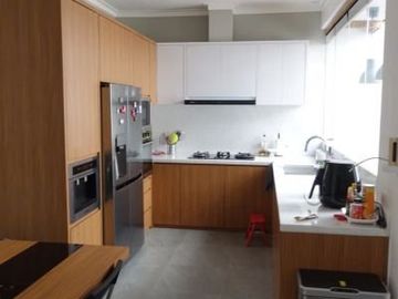 Rumah Bagus Dan Nyaman Di Discovery Sektor 9 - GB/DV 0941 BR