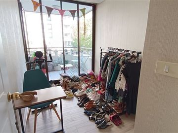 Mall Plaza Los Dominicos/ 2D 2B /piso bajo