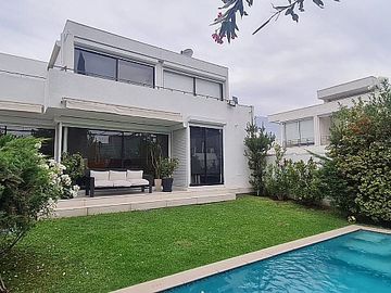 CASA INSUPERABLE