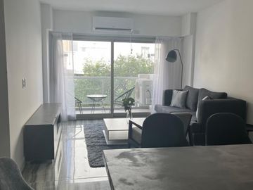 4 AMBIENTES SOBRE BOULEVARD CON COCHERA Y BAULERA , 3 DORMITORIOS Y 3 BAÑOS