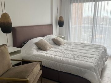 4 AMBIENTES SOBRE BOULEVARD CON COCHERA Y BAULERA , 3 DORMITORIOS Y 3 BAÑOS