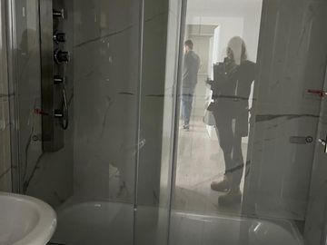 4 AMBIENTES SOBRE BOULEVARD CON COCHERA Y BAULERA , 3 DORMITORIOS Y 3 BAÑOS