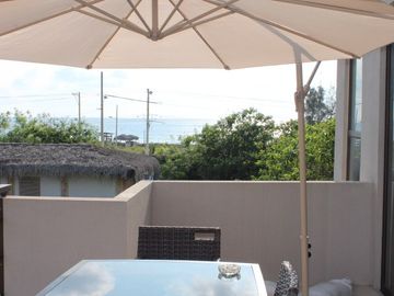 Se Vende Casa Cerca del Mar y Frente al Mar en Manglaralto