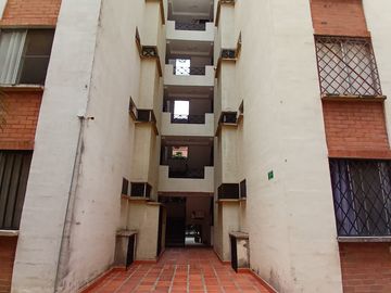 apartamento en venta en torres de comfandi. Cod V120532