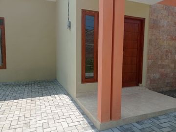 Rumah Area Kalasan, Sangat Dekat Dengan Jl. Raya Lpmp