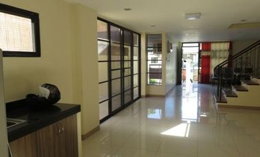 House for rent in Cebu City, Gated in Banilad, Modern Design,4-br