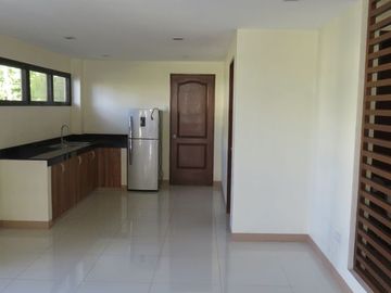 House for rent in Cebu City, Gated in Banilad, Modern Design,4-br